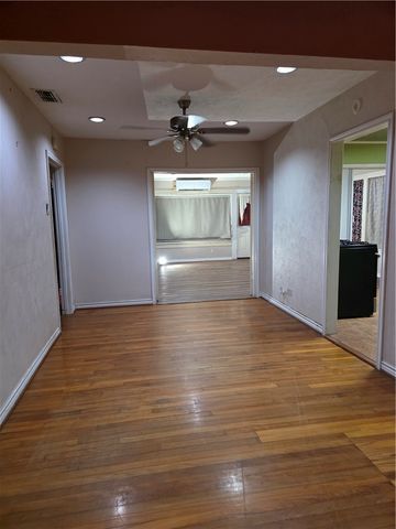 1513 Fern St, Corpus Christi, TX 78404