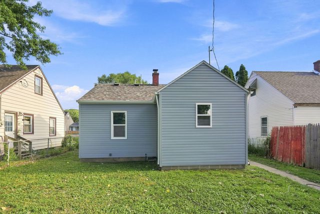 3207 Homestead Avenue, Davenport, IA 52802