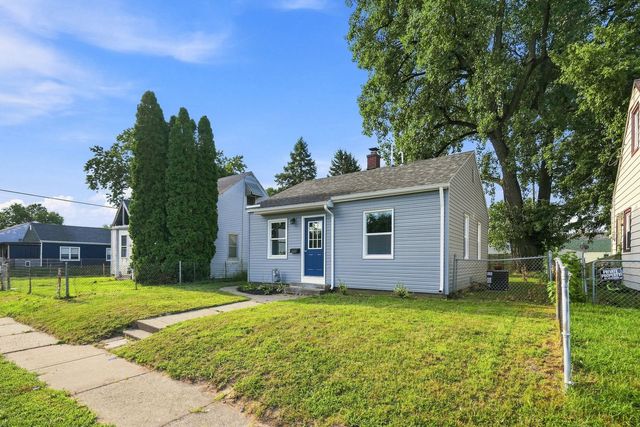3207 Homestead Avenue, Davenport, IA 52802