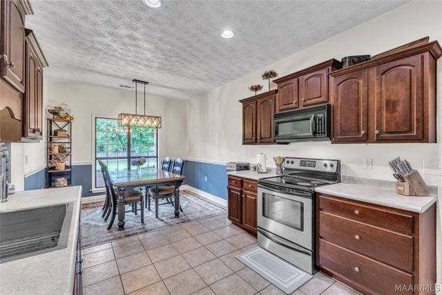 100 Susie's Place, Wetumpka, AL 36092