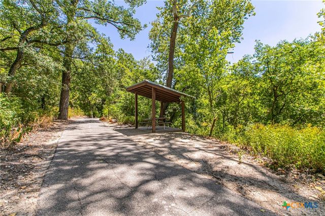 5919 Hamlet Drive, Belton, TX 76513