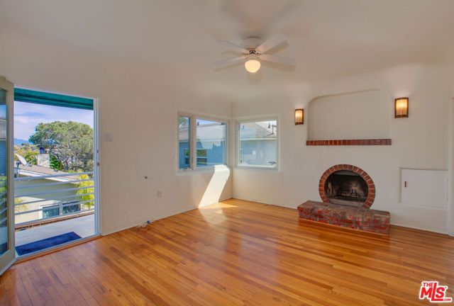 2534 7th Street 4, Santa Monica, CA 90405