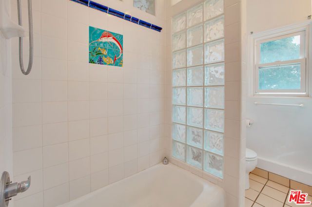 2534 7th Street 4, Santa Monica, CA 90405