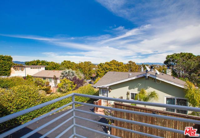 2534 7th Street 4, Santa Monica, CA 90405