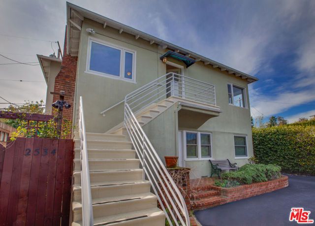2534 7th Street 4, Santa Monica, CA 90405