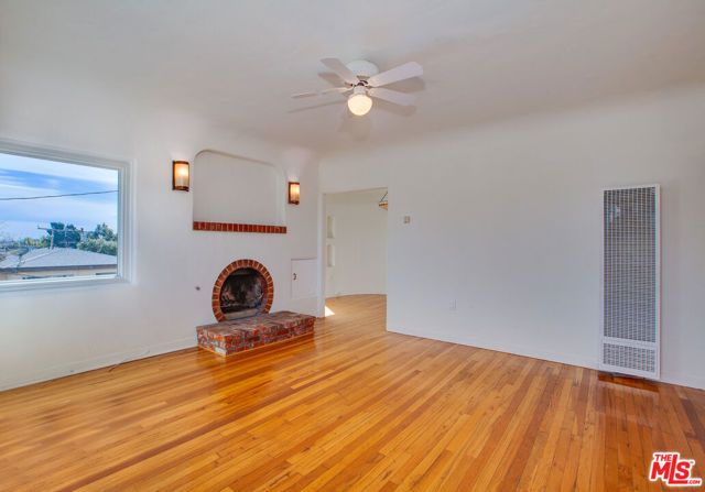 2534 7th Street 4, Santa Monica, CA 90405