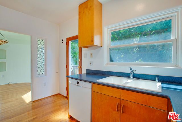 2534 7th Street 4, Santa Monica, CA 90405