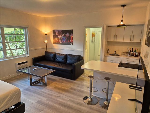1021 Euclid Ave 10, Miami Beach, FL 33139