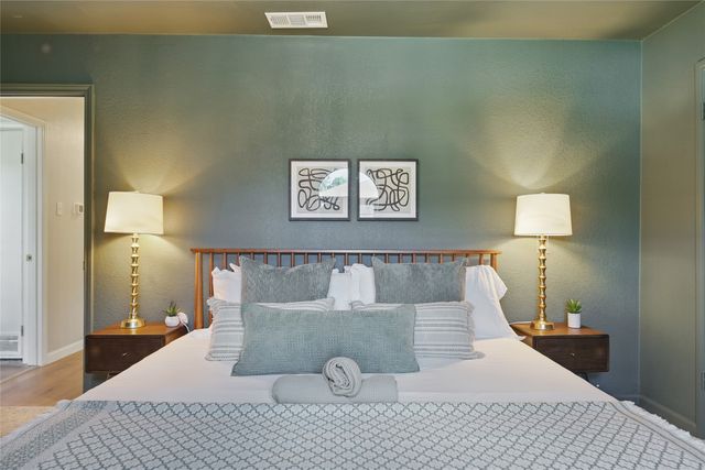 522 Flamingo Way, Duncanville, TX 75116