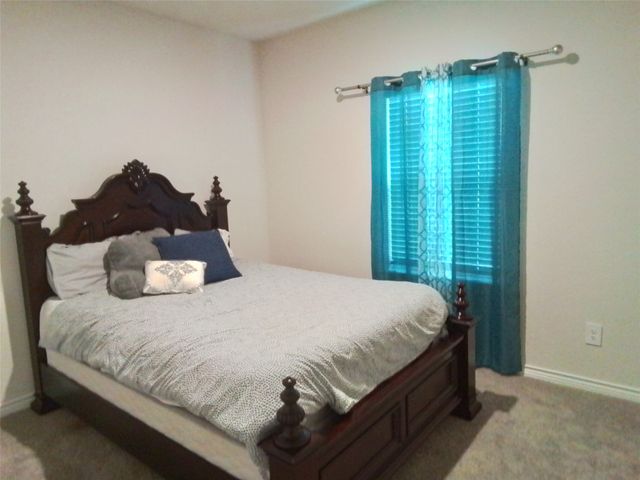 9712 Quail Pointe Road, Aubrey, TX 76227