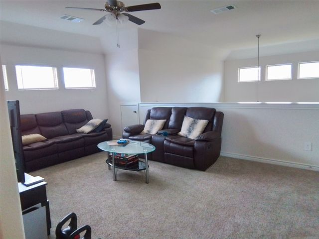 9712 Quail Pointe Road, Aubrey, TX 76227