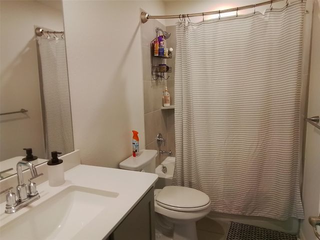 9712 Quail Pointe Road, Aubrey, TX 76227