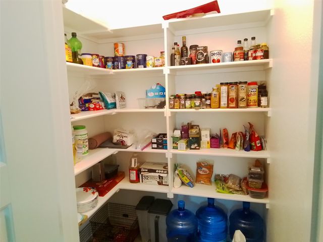 9712 Quail Pointe Road, Aubrey, TX 76227