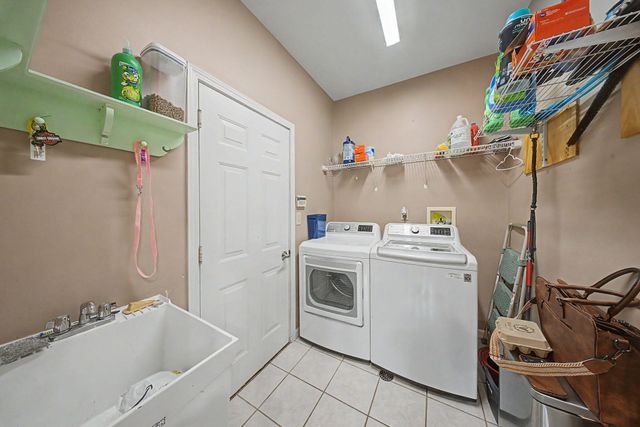 9 Shadow Wood Court, Alexandria, KY 41001