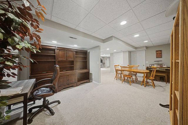 9 Shadow Wood Court, Alexandria, KY 41001