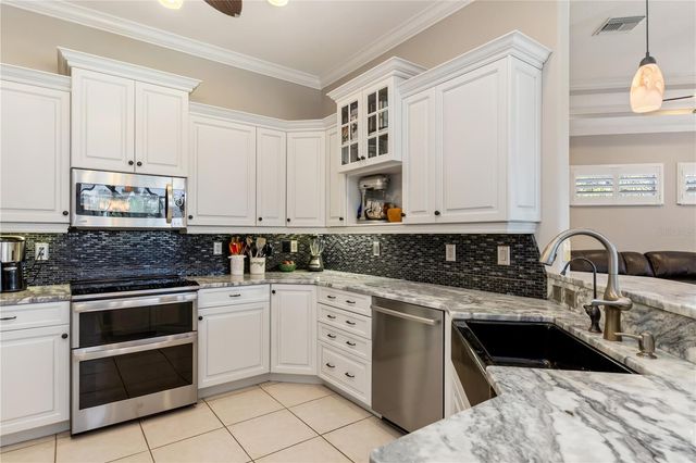 1098 BOUNDARY BOULEVARD, Rotonda West, FL 33947
