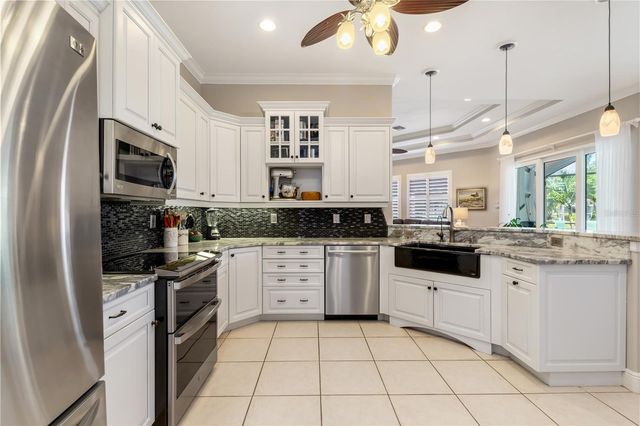 1098 BOUNDARY BOULEVARD, Rotonda West, FL 33947