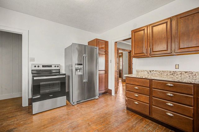 1110 W Michigan Avenue, Jackson City, MI 49202