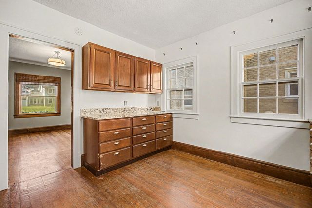 1110 W Michigan Avenue, Jackson City, MI 49202