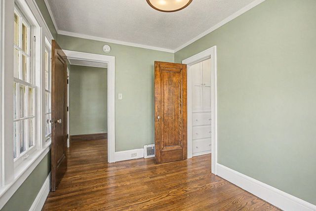 1110 W Michigan Avenue, Jackson City, MI 49202