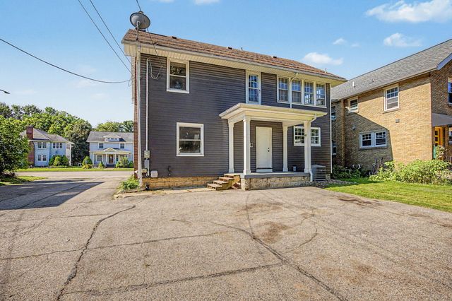 1110 W Michigan Avenue, Jackson City, MI 49202