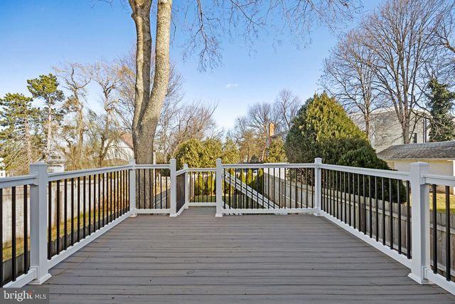 112 W 11TH AVE, Conshohocken, PA 19428