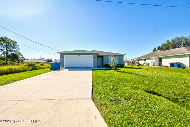 318 Silver Frost Street SE, Palm Bay, FL 32909