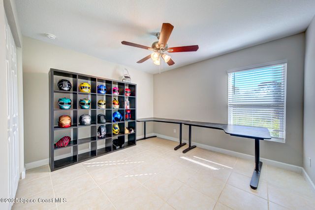318 Silver Frost Street SE, Palm Bay, FL 32909