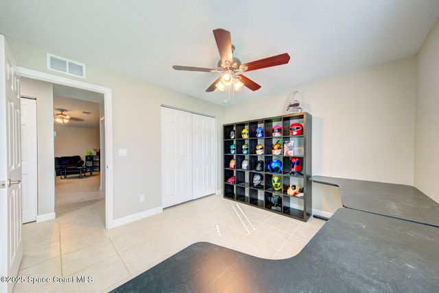 318 Silver Frost Street SE, Palm Bay, FL 32909