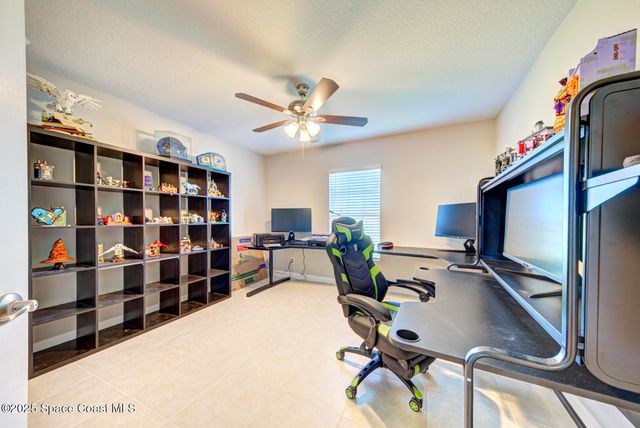 318 Silver Frost Street SE, Palm Bay, FL 32909