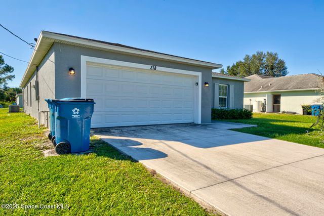 318 Silver Frost Street SE, Palm Bay, FL 32909