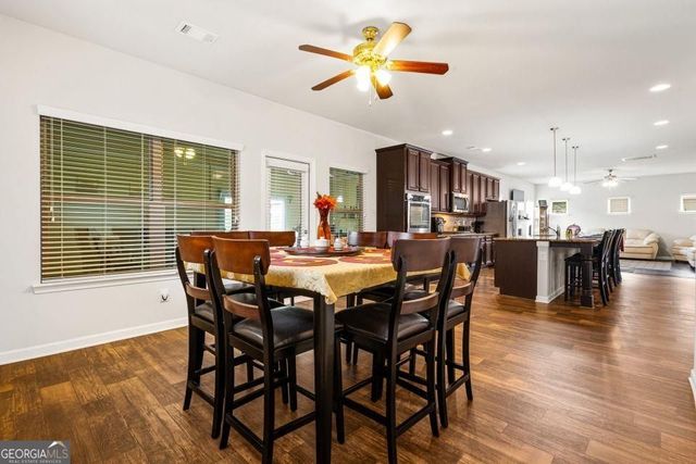425 Sawgrass View, Fairburn, GA 30213