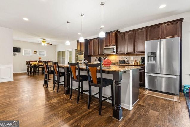 425 Sawgrass View, Fairburn, GA 30213