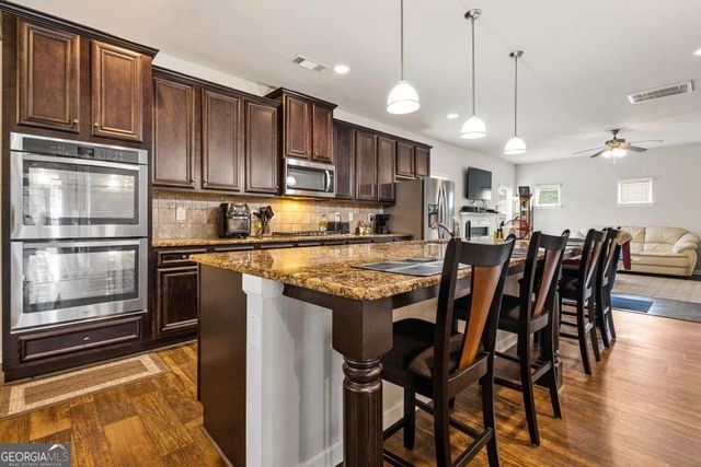 425 Sawgrass View, Fairburn, GA 30213