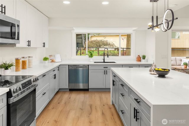 21819 92nd Avenue S, Kent, WA 98031