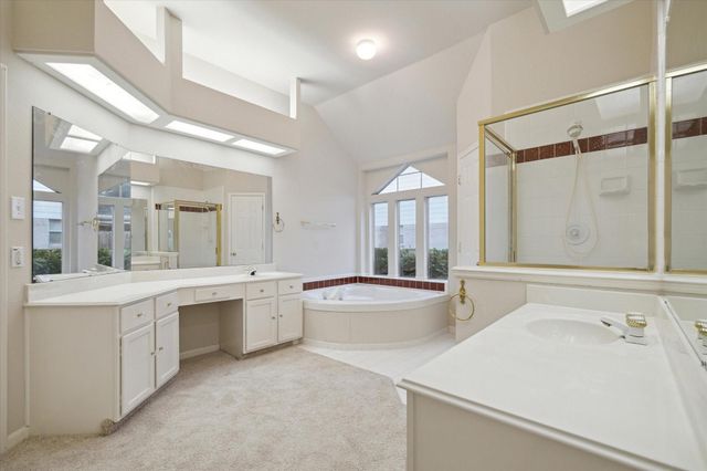 2605 De Four Trace, Seabrook, TX 77586