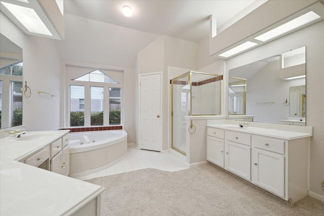 2605 De Four Trace, Seabrook, TX 77586