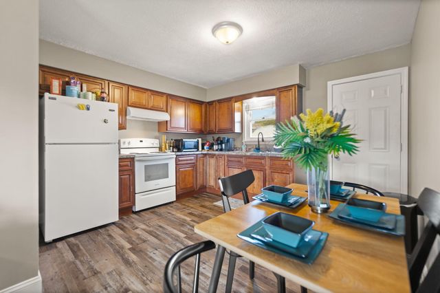 104 Hicks Lane, London, KY 40744