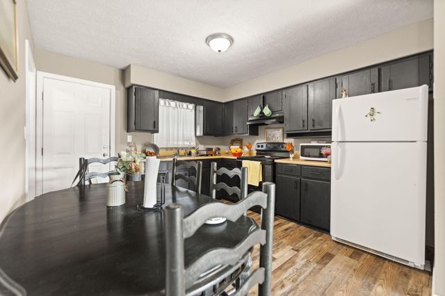 104 Hicks Lane, London, KY 40744