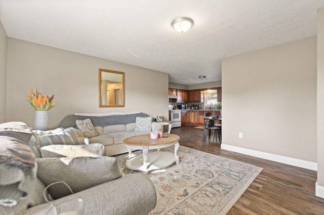 104 Hicks Lane, London, KY 40744