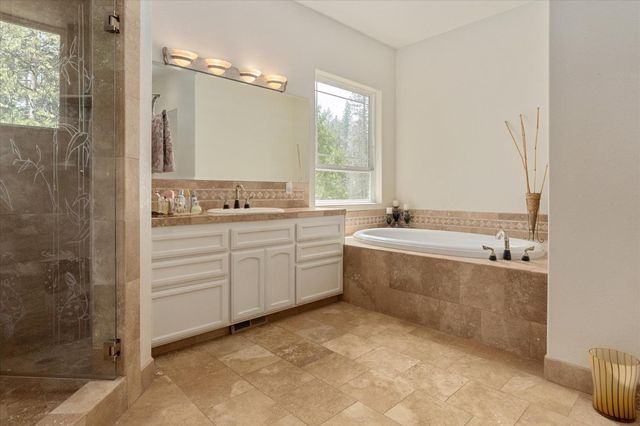 2705 Pine Drive, Arnold, CA 95223