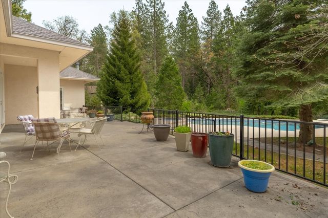 2705 Pine Drive, Arnold, CA 95223