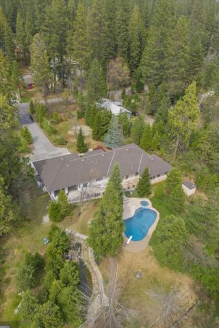 2705 Pine Drive, Arnold, CA 95223