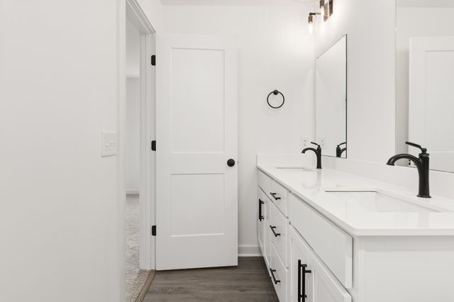 1623 Links Dr, Cookeville, TN 38506