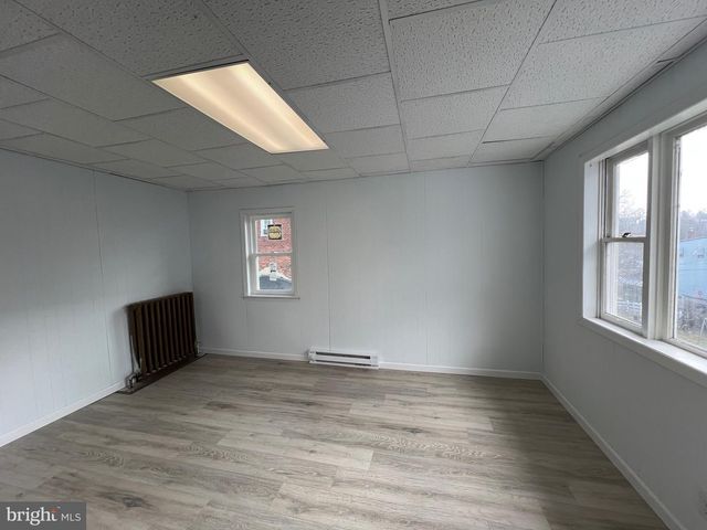 405 N FRONT ST, Minersville, PA 17954