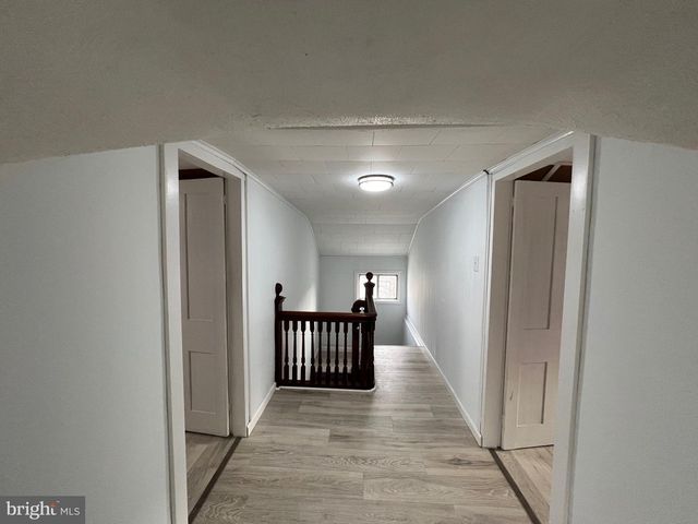 405 N FRONT ST, Minersville, PA 17954