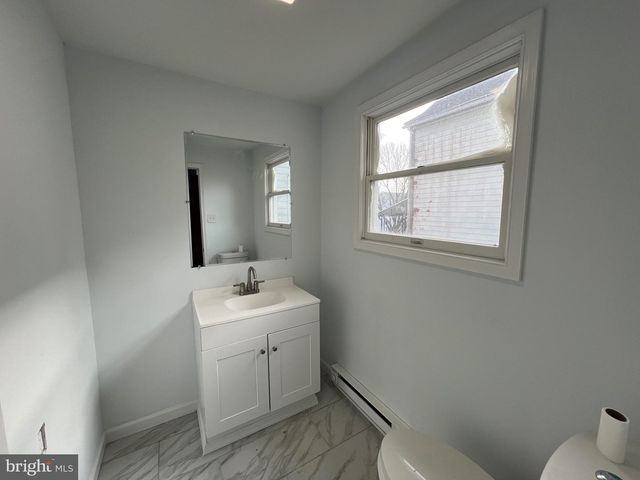 405 N FRONT ST, Minersville, PA 17954