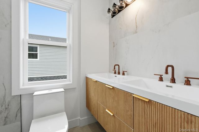 2532 Washington Avenue, Oceanside, NY 11572