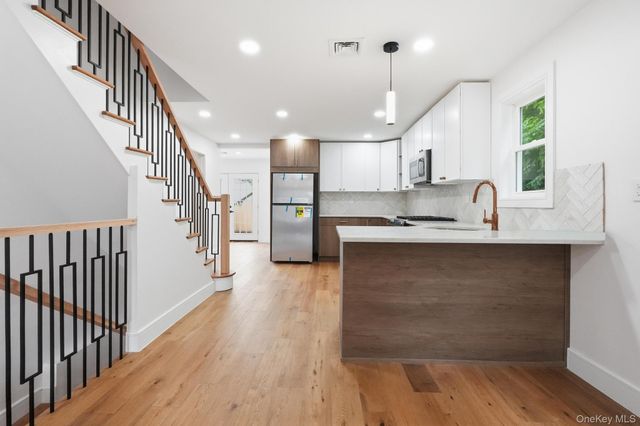 2532 Washington Avenue, Oceanside, NY 11572