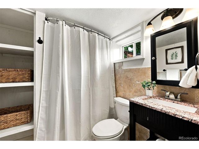 612 Harrison St, Denver, CO 80206